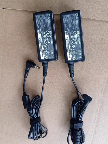 海尔S410 N2940 G405 00 凌越S4-A笔记本配接器19V2.1A电源充电器