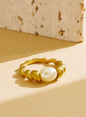 气质复古港风珍珠戒指个性ins风简约网红指环食指戒高级感手饰