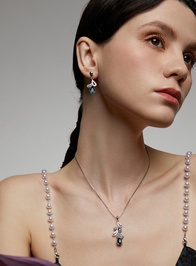 伊泰莲娜项链蓝色休闲简约时尚潮流百搭气质蓝精致礼物