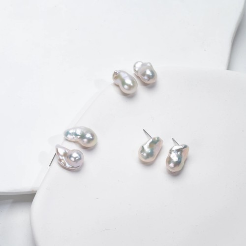 【限量卷王】天然淡水小baby巴洛克素耳钉不规则