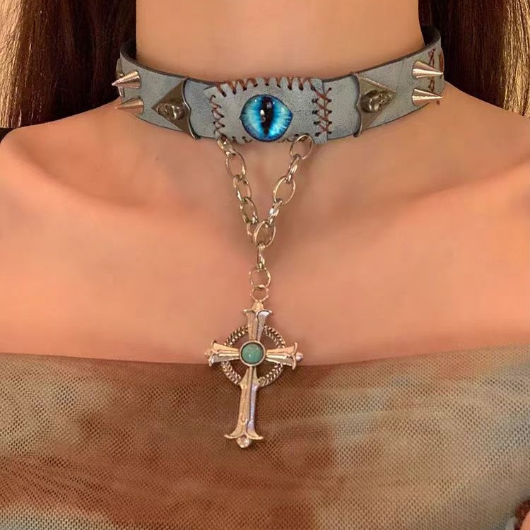 暗黑风恶魔之眼choker项圈重工美式十字架吊坠项链个性朋克风饰品