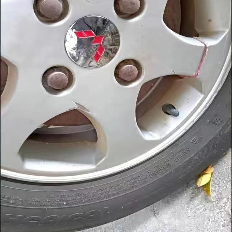 适配五菱宏光/S/S1/S3/PLUS/V/ 18款宏光S轮毂盖 铝轮圈中心标