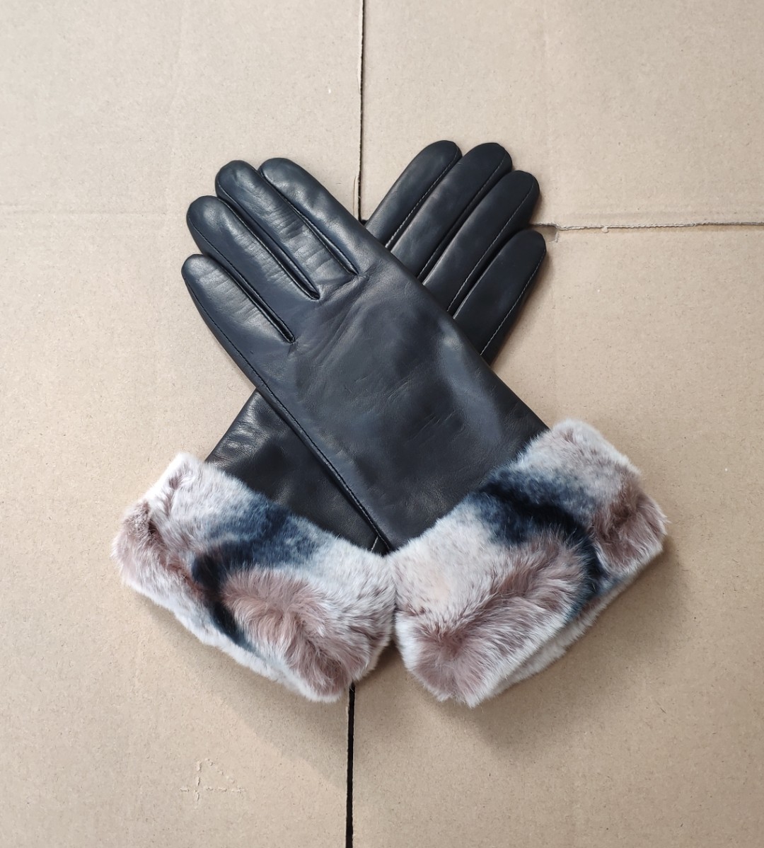女士真皮分指手套进口埃塞山羊皮加绒春秋冬保暖骑行户外开车长款