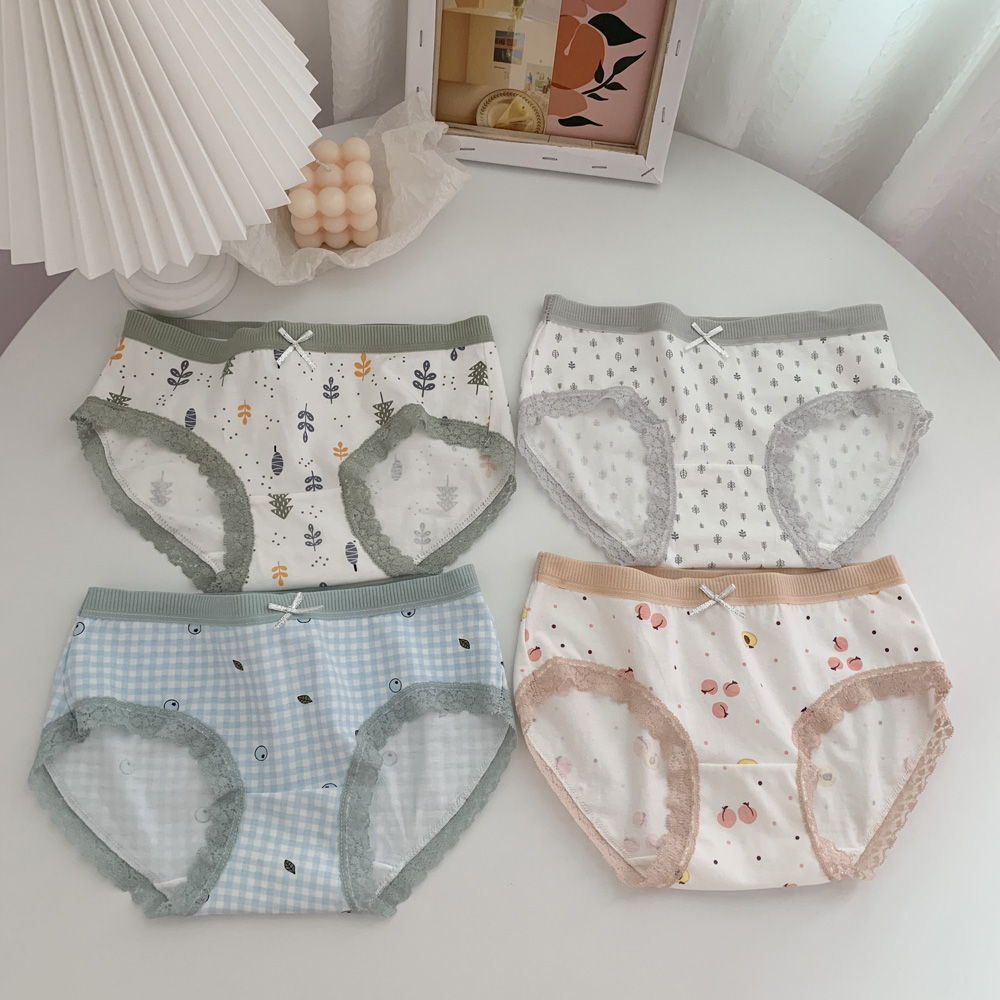 Japanese lovely printing elastic lace side briefs girl comfortable cotton underwear