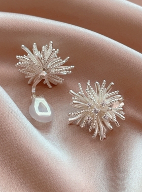 超美闪耀银白色立体烟花耳环2025流行无耳洞气质蒲公英耳钉免打孔