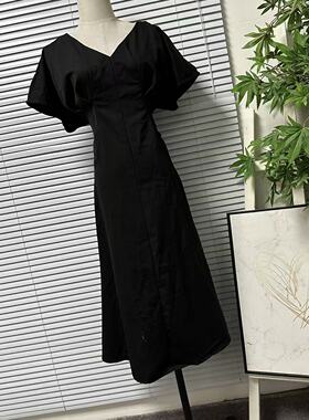 1121-5式温柔风黑色蝙蝠袖连衣裙女V领收腰显瘦优雅黑色长裙