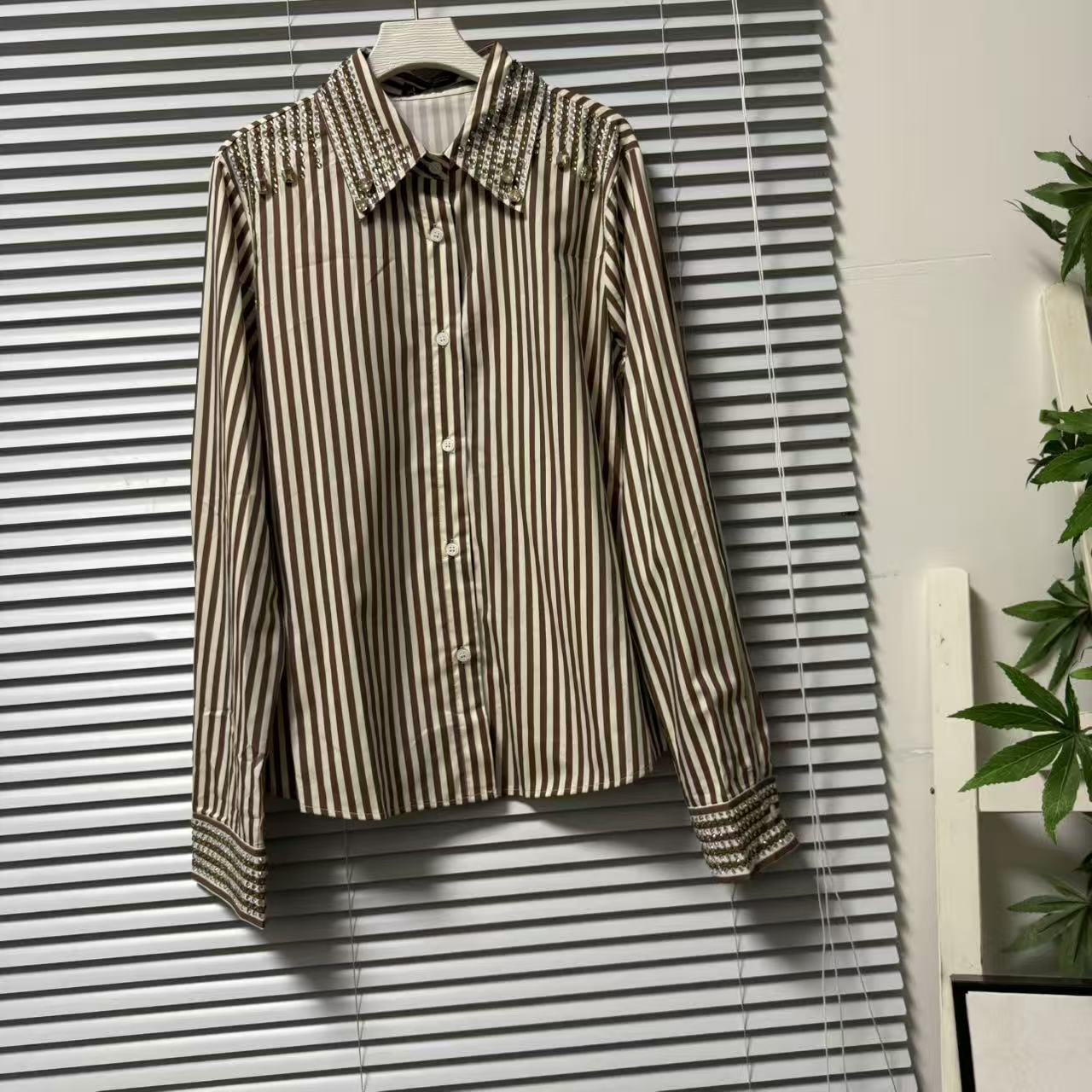 0706-47欧美单烫钻条纹衬衫女长袖翻领单排扣通勤百搭时尚穿搭
