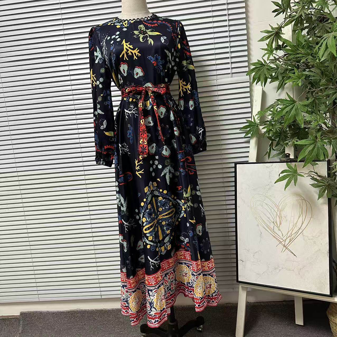 1217-25异域风印花连衣裙女复古气质高级感长袖收腰A字长裙度假风,女装/女士精品,连衣裙,淘宝优惠券,粉丝福利购,淘宝优惠卷