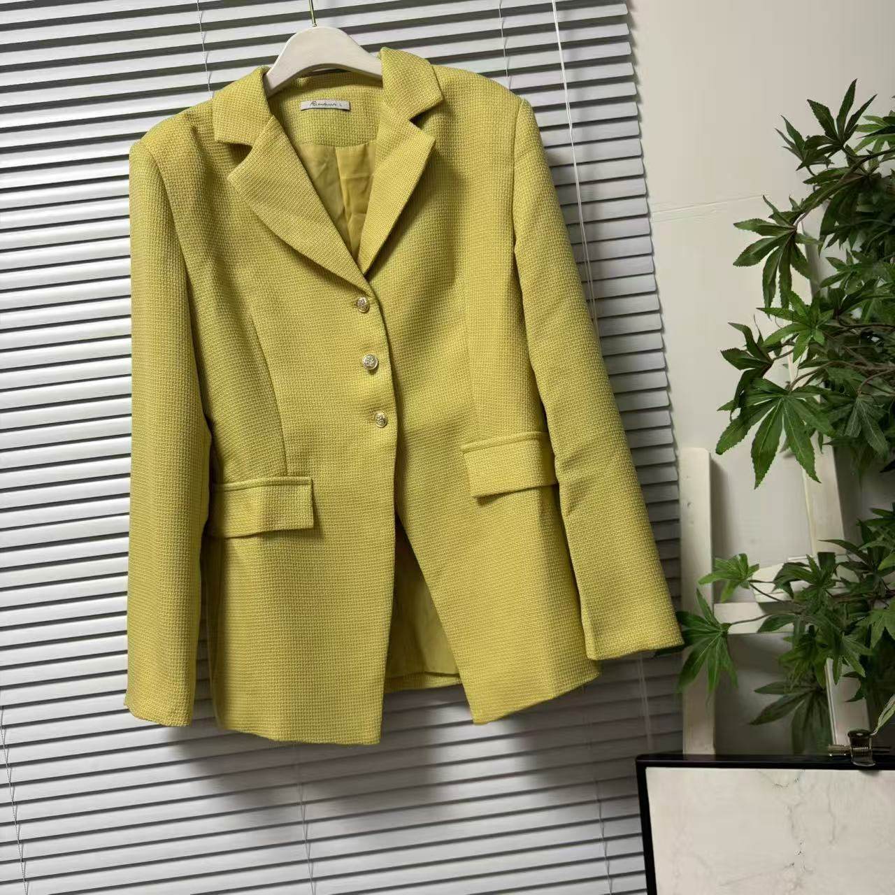 0123-56轻熟风黄色西装外套女短款翻领单排扣百搭气质老钱风外套,女装/女士精品,短外套,淘宝优惠券,粉丝福利购,淘宝优惠卷