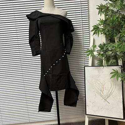 0407-24深圳高货珍珠装饰修身鱼尾裙不规则优雅连衣裙设计感黑色