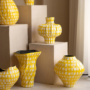 镧林新中式侘寂风陶瓷花瓶客厅插花器民宿酒店高级感水培黄色暖茶