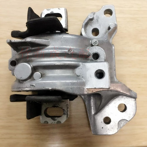 标致406 407 508 607 C5 C6机脚3.0机脚胶套垫半轴V6发动机支架
