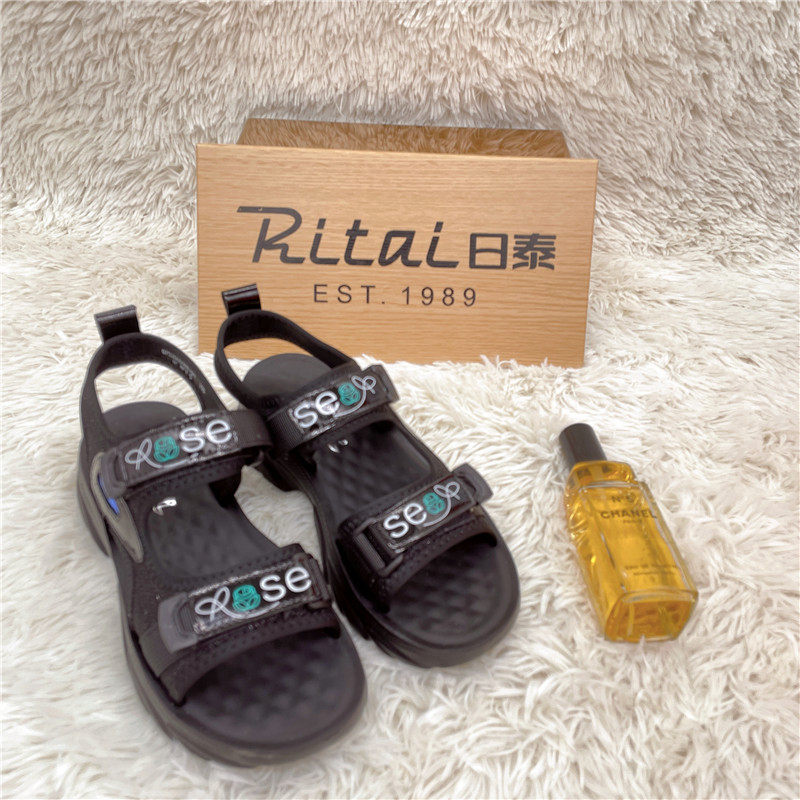 日泰女凉鞋2022夏正品新款粗跟亮皮真皮凉鞋女鞋0752d00305