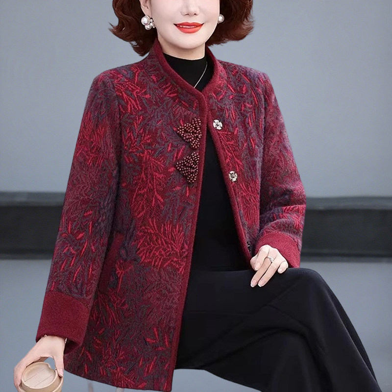 中老年女装外套妈妈装加绒加厚保暖棉衣加肥加大码200斤冬装奶奶