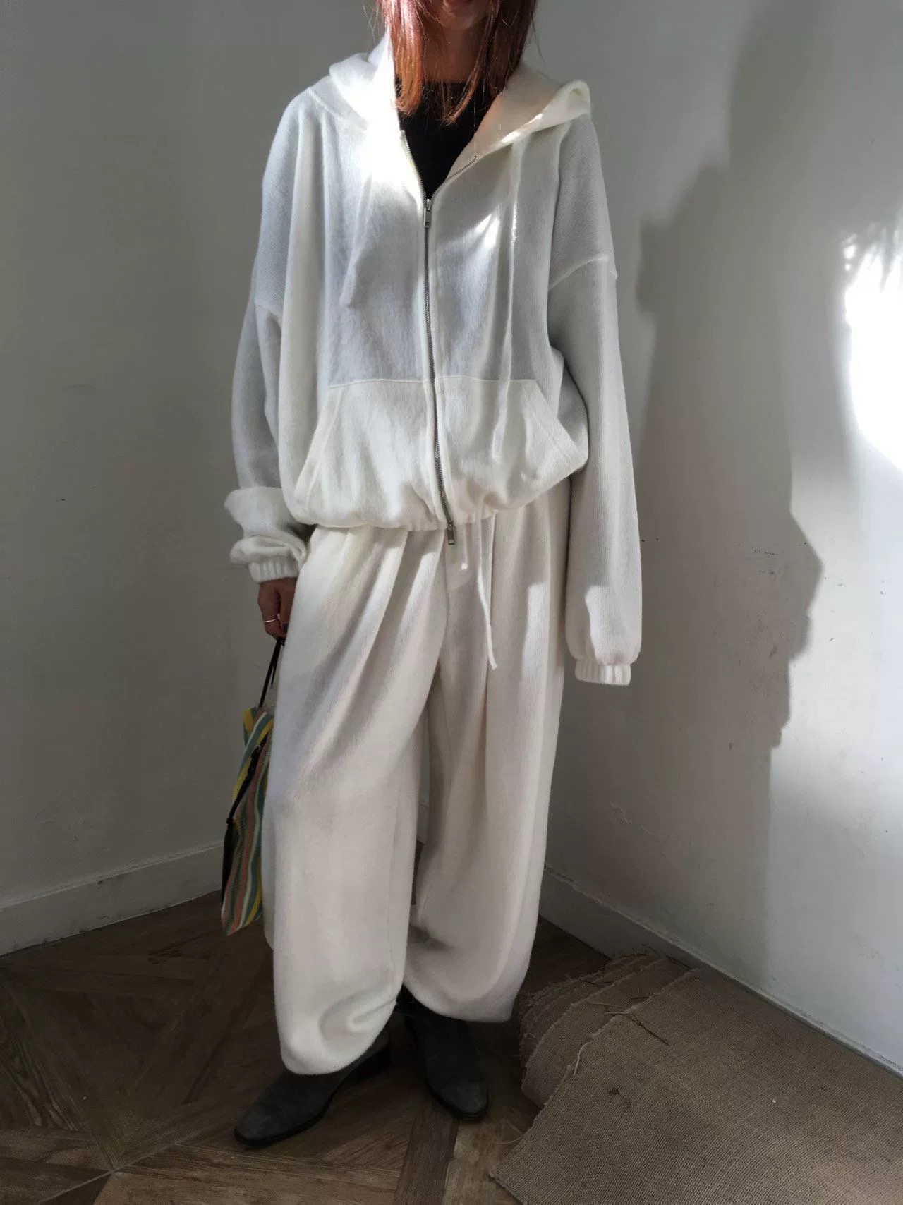 现bubble韩代呼吸家 水貂毛绒感拉毛卫裤实体秒发