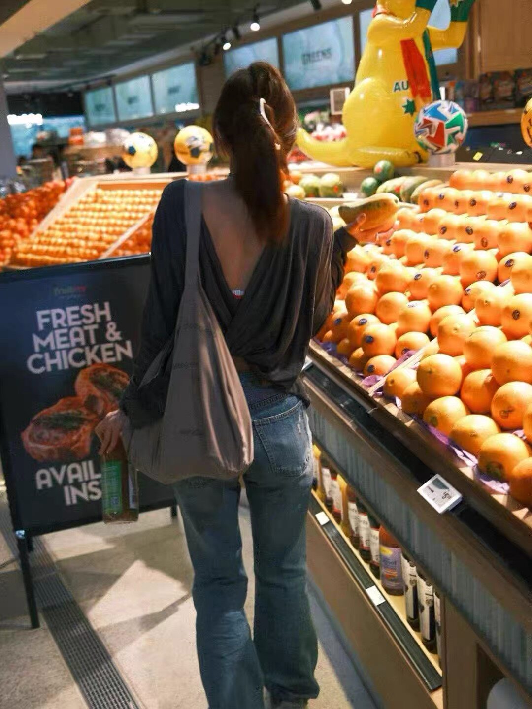 现bubble韩代tempting女气质深V荡领宽松纯色长袖T恤实体秒发图片