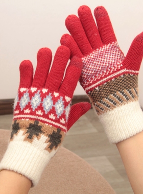 日本可爱圣诞风红色羊毛加绒加厚手套女冬保暖防寒分指触屏森系
