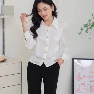 妙彩依恋复古法式宝石扣泡泡袖白色衬衫通勤长袖衬衣方领小众衬褂