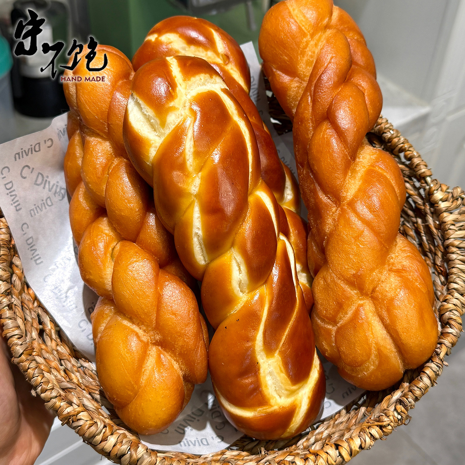 不饱的面包碱水奶香麻花烘焙松软油炸奶香麻花下午茶营养早餐