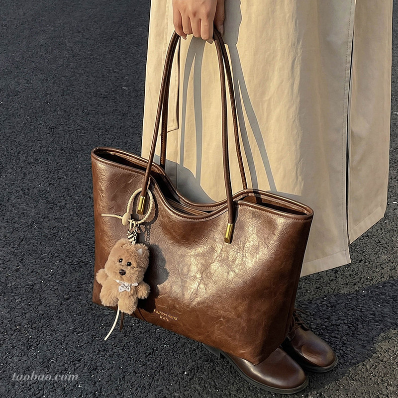 简约复古大容量包包女2026新款时尚通勤单肩包外出上班手提托特包,箱包皮具/热销女包/男包,托特包,淘宝优惠券,粉丝福利购,淘宝优惠卷