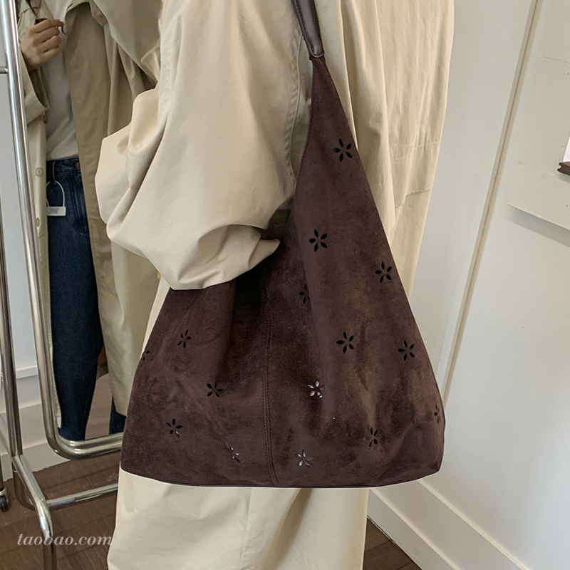 大容量单肩托特包2025秋季新款