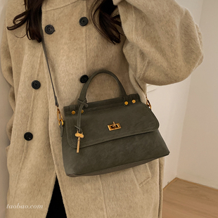 高级感复古磨砂小包包女2025新款 超火手提包小拎包 百搭斜挎包时尚