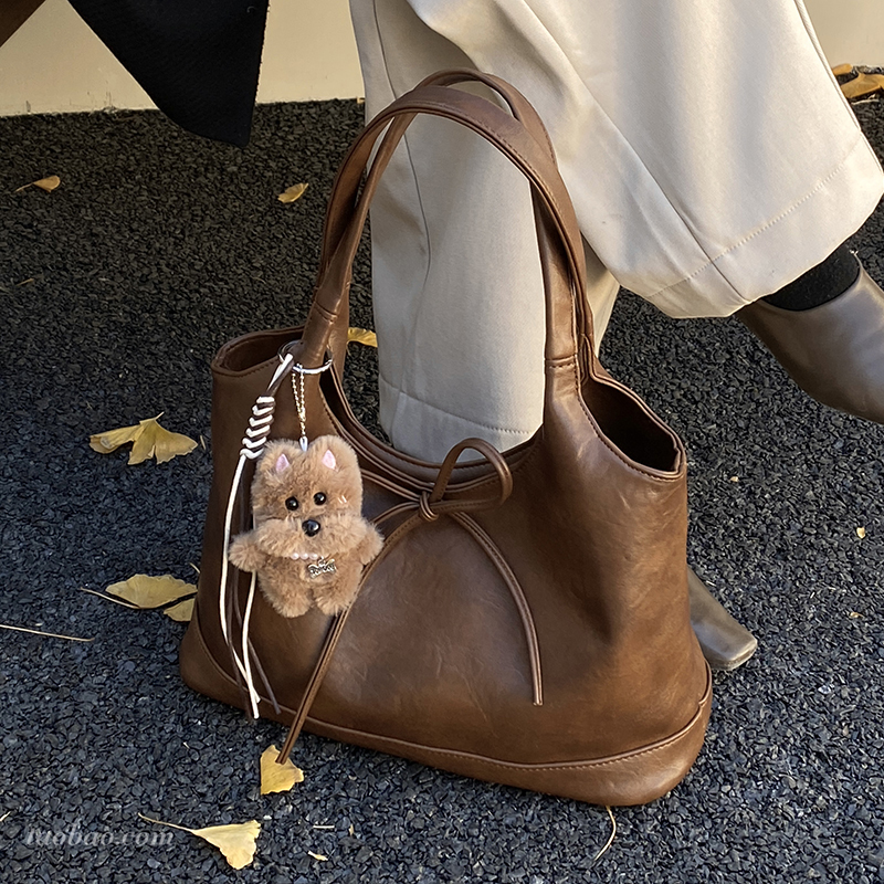 新款大容量通勤单肩托特包