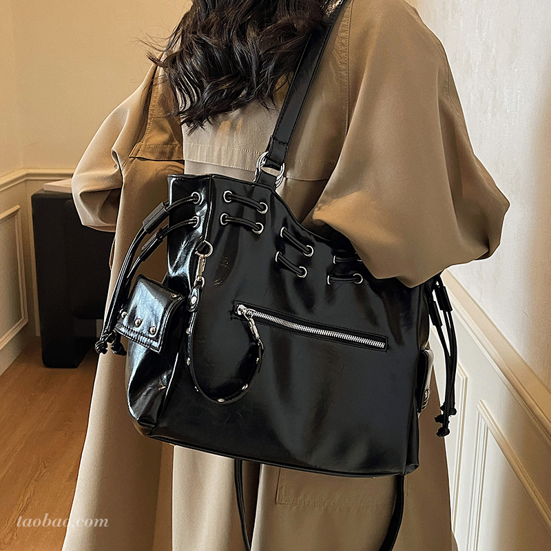 2025秋季新款潮流时尚托特包