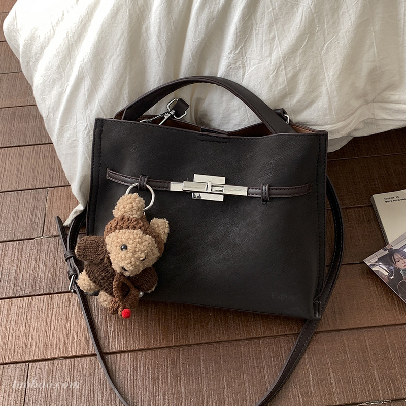 高级感通勤复古小包包女2026新款百搭斜挎包时尚超火手提包小拎包,箱包皮具/热销女包/男包,水桶包,淘宝优惠券,粉丝福利购,淘宝优惠卷