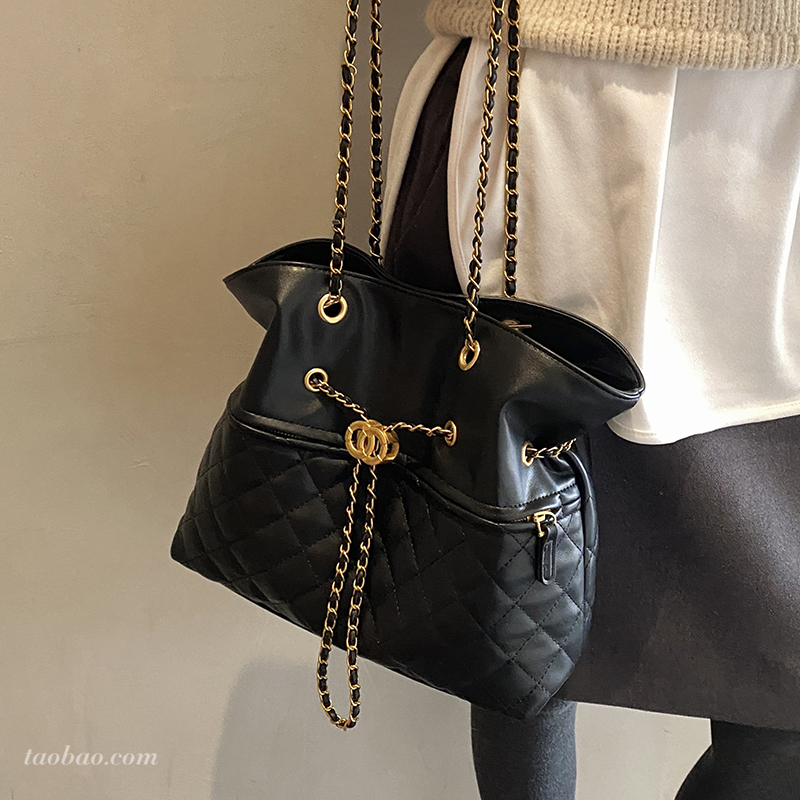 小香风菱格链条托特包