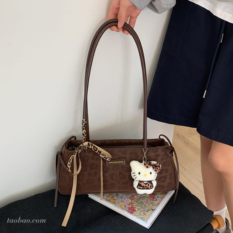 2025秋季新款潮流时尚女包