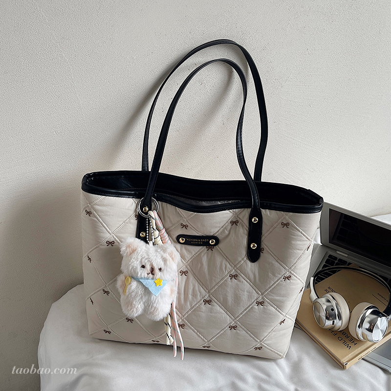 春季新款潮流时尚百搭大容量托特