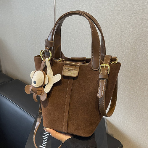 2024秋季新款潮流时尚水桶包包