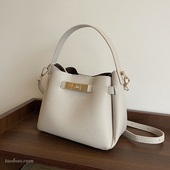 时尚 高级感超火女式 手提水桶包2026新款 百搭斜挎包精致外出小拎包