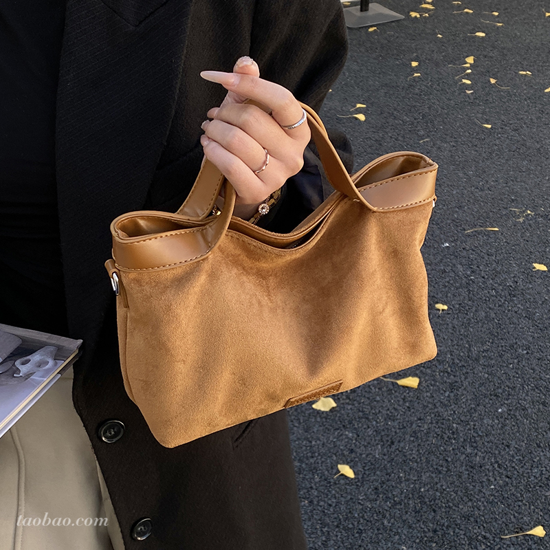 通勤单肩斜挎包上班外出手提方包