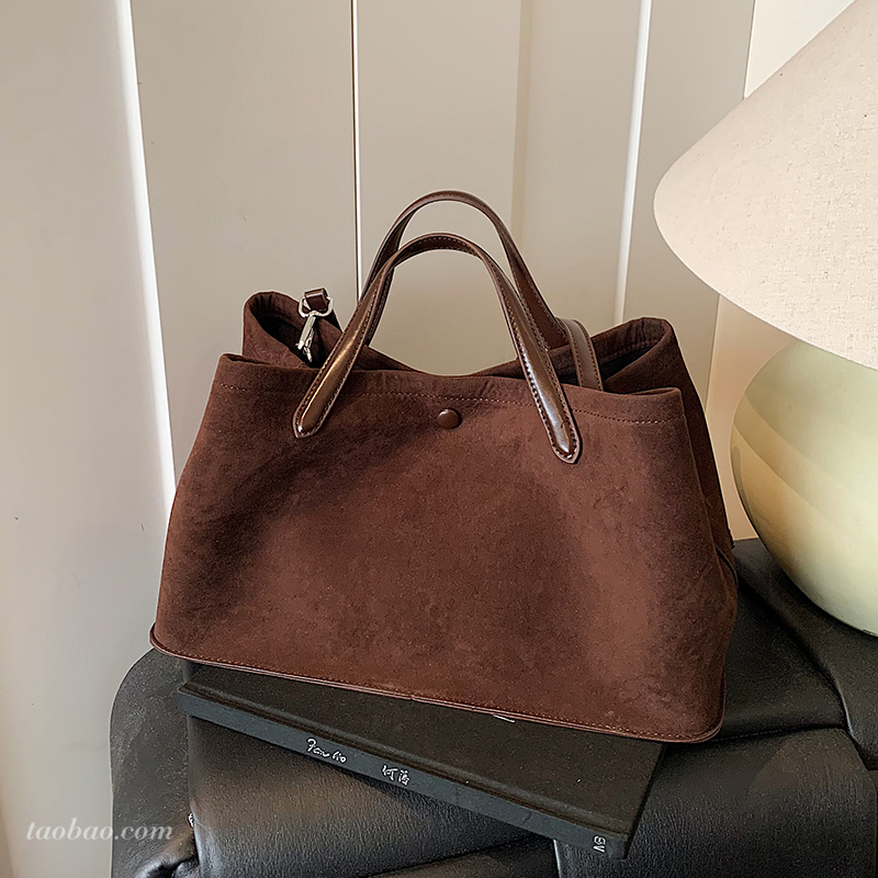 大容量手提托特包2025冬季新款