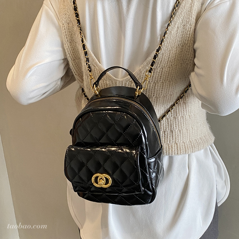 2025新款复古菱格双肩包