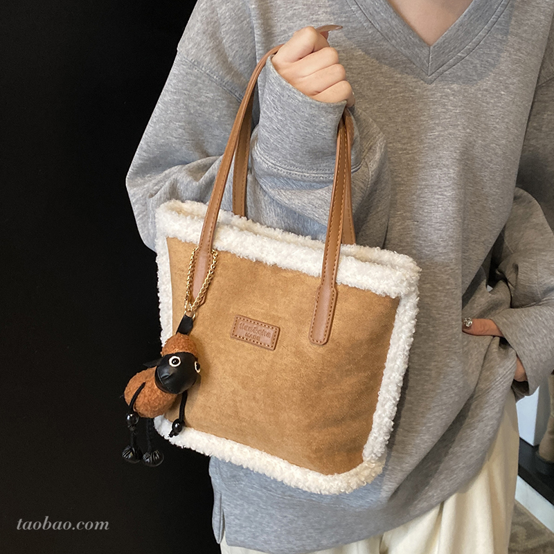 2025新款复古磨砂毛绒托特包