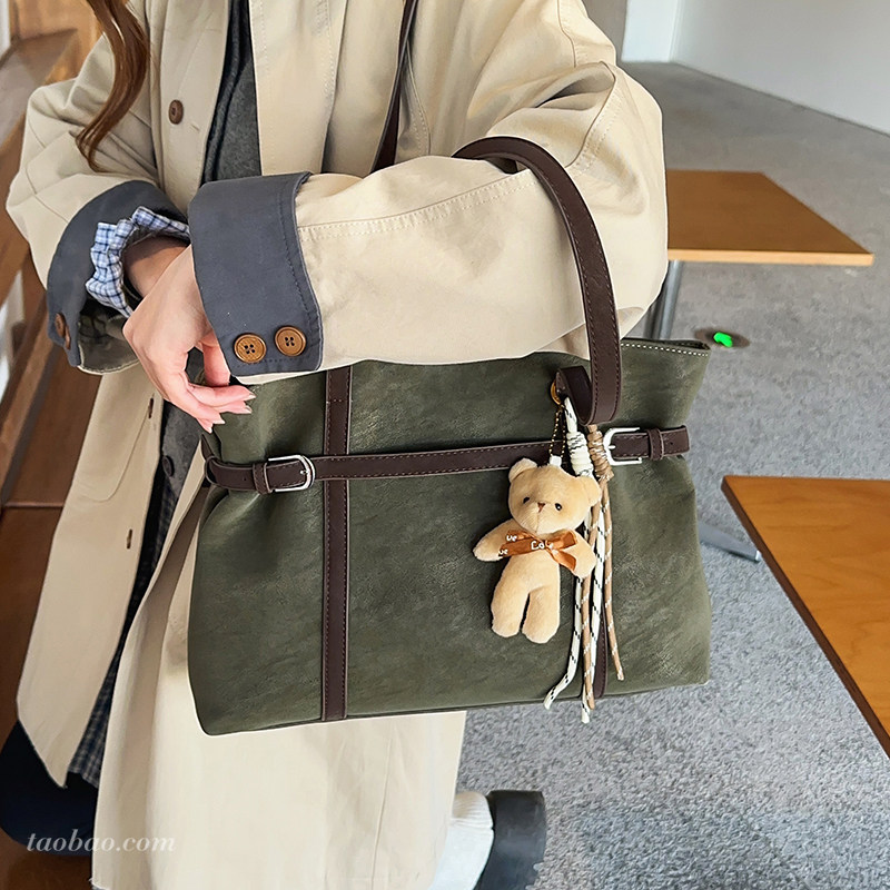 通勤外出上班大容量包包女2026新款磨砂单肩包休闲手提托特水桶包,箱包皮具/热销女包/男包,托特包,淘宝优惠券,粉丝福利购,淘宝优惠卷