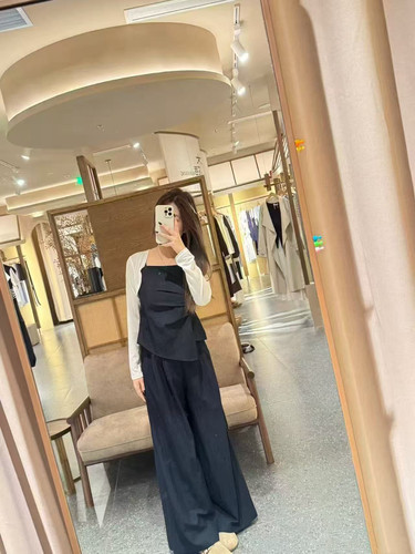 吉姆姐姐 商场同款 莱赛尔开衫+质感吊带+休闲裤三件套套装