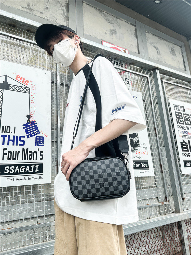 单肩包新款潮流潮牌男士休闲格子斜挎包韩版皮质时尚小方包小背包,箱包皮具/热销女包/男包,男士包袋,淘宝优惠券,粉丝福利购,淘宝优惠卷