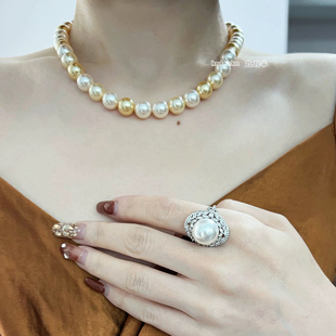 奶白香槟金色混彩施家珍珠项链人造白蝶皇后高级感锁骨毛衣链手链