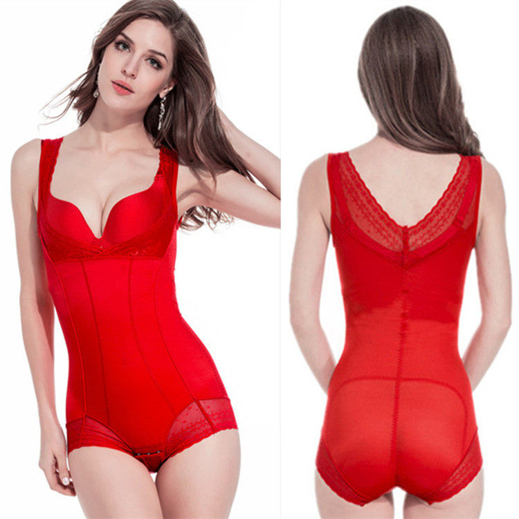 Sous-vêtement minceur luxueux en nylon - Ref 692420 Image 1