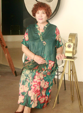连衣裙加肥大码胖女人妈妈装