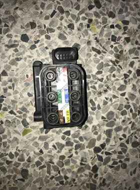 奔驰221 S250 S280 S300 S500 S400 S350 S320打气分配阀拆车件