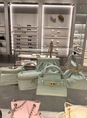 【珊珊家不退换】CHARLES&KEITH25冬季薄荷绿新品全系列流浪凯莉
