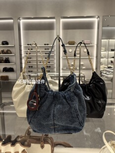 【珊珊家不退换】CHARLES&KEITH托特包CK2-40151610带包挂油蜡皮