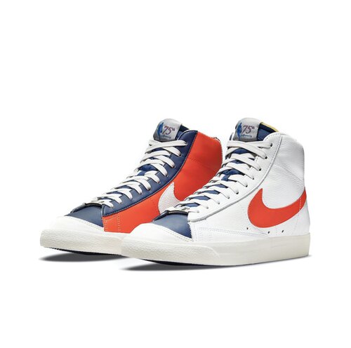NIKE耐克开拓者Nike Blazer Mid '77 EMB 男子休闲板鞋DD8025