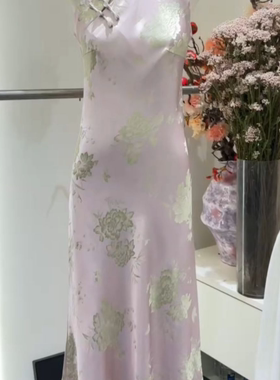 十三行定制国风紫色人丝绣花长裙女2026年轻款立领盘扣旗袍礼服裙