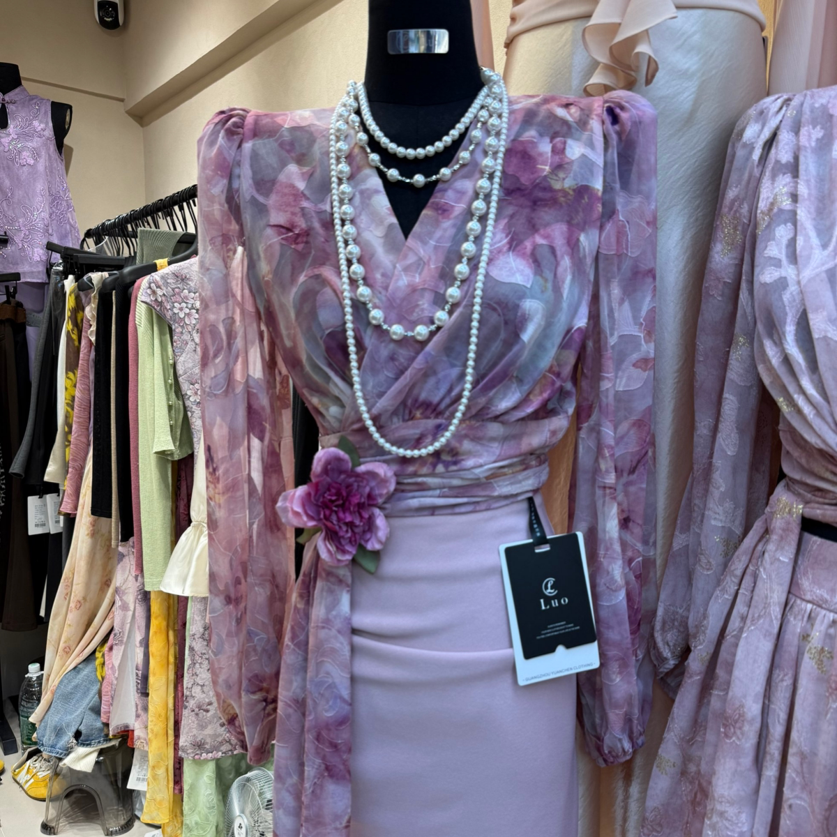 Luo法式轻奢提花雪纺系带衬衫女2026夏季新樱花粉性感透视v领上衣